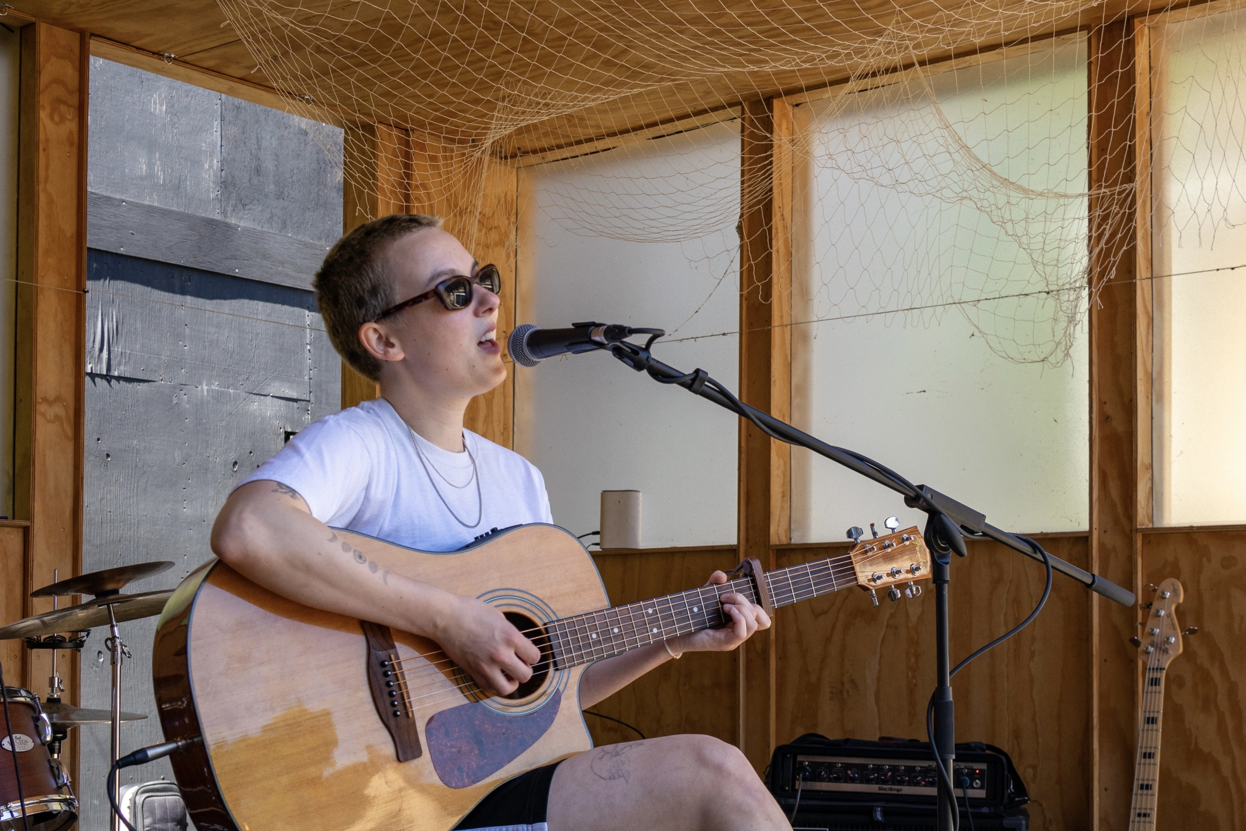 Musik-Act #1: LENA – Akustikcover